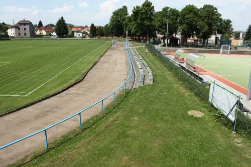před zahájením